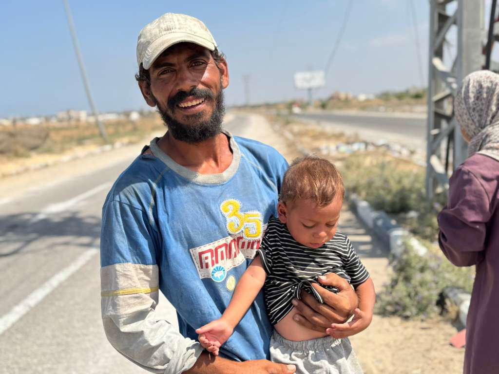 Los palestinos de Gaza muestran alivio tras el alto el fuego.